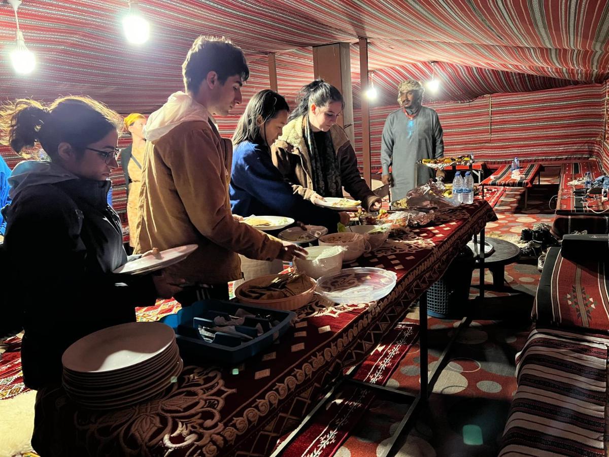 Joy To Wadi Rum Eksteriør bilde