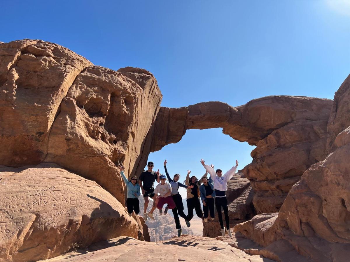 Joy To Wadi Rum Eksteriør bilde
