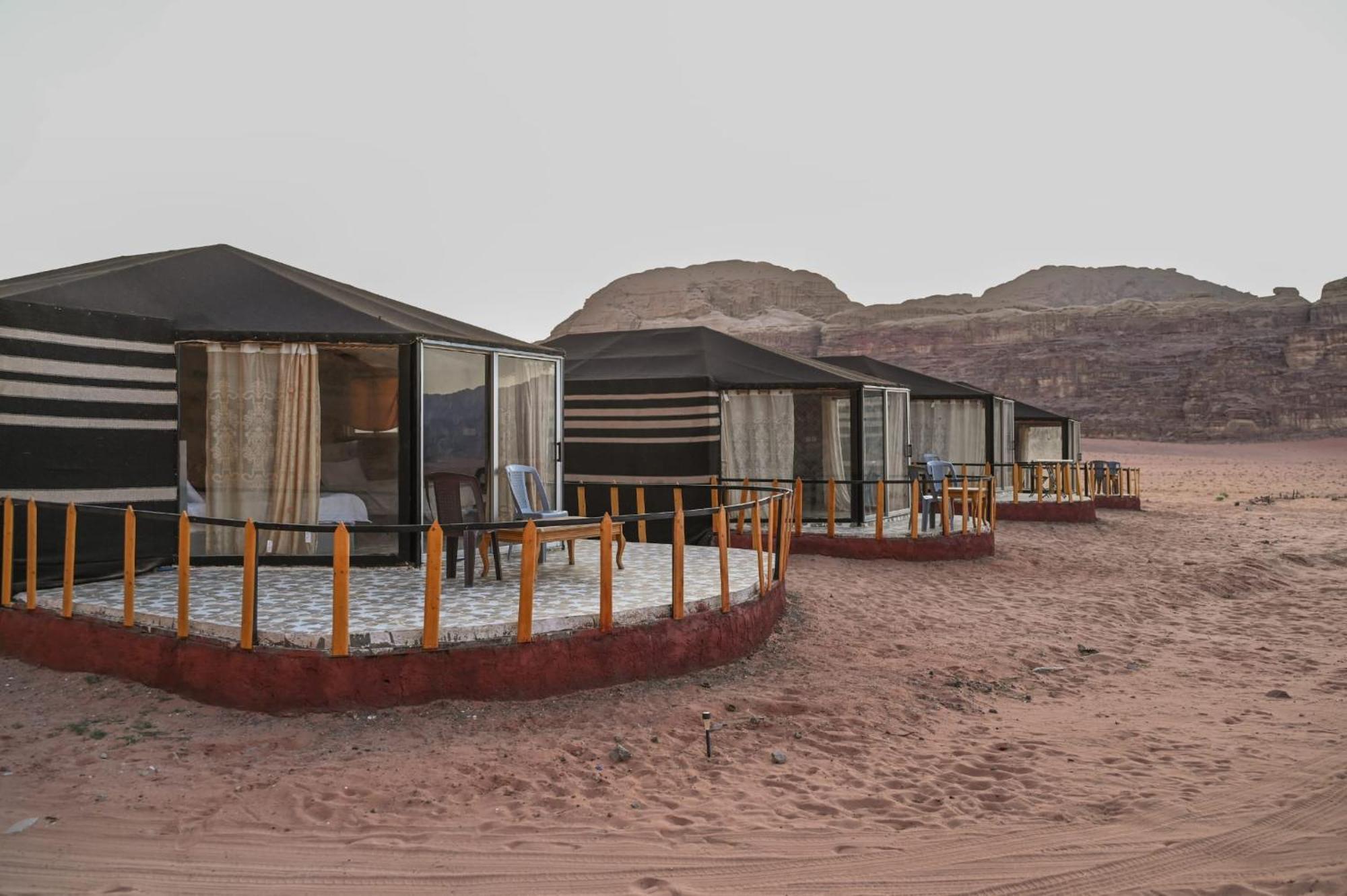 Joy To Wadi Rum Eksteriør bilde