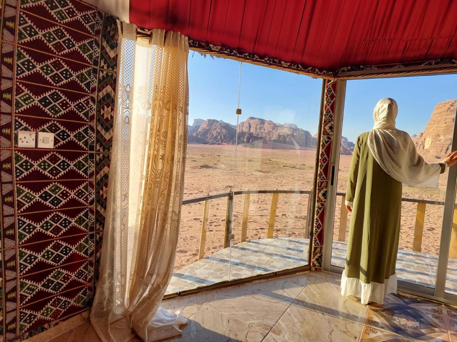Joy To Wadi Rum Eksteriør bilde