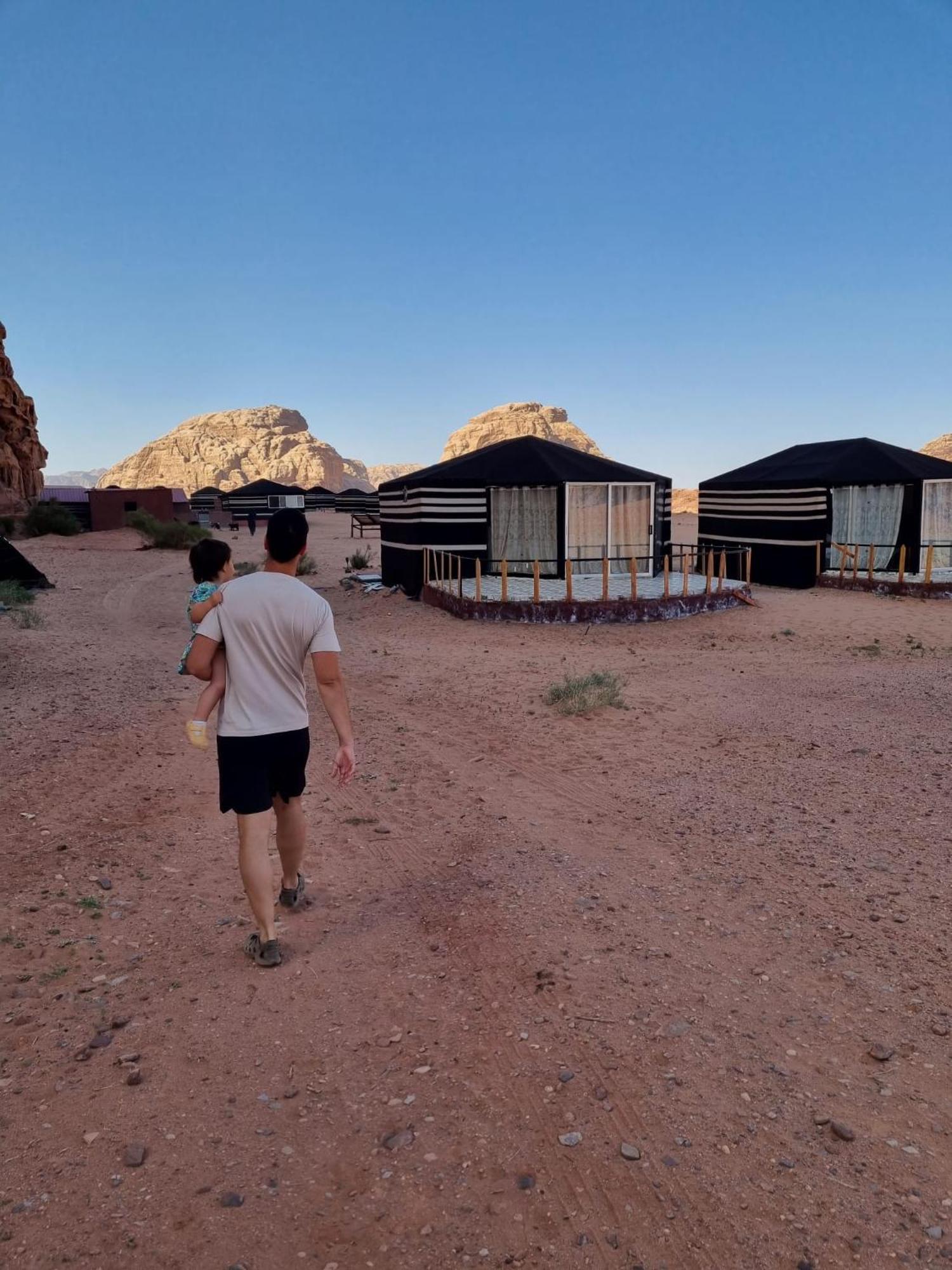 Joy To Wadi Rum Eksteriør bilde